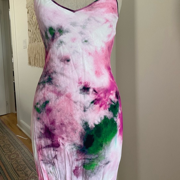 Aritzia slip dress tie dye - Picture 3 of 5